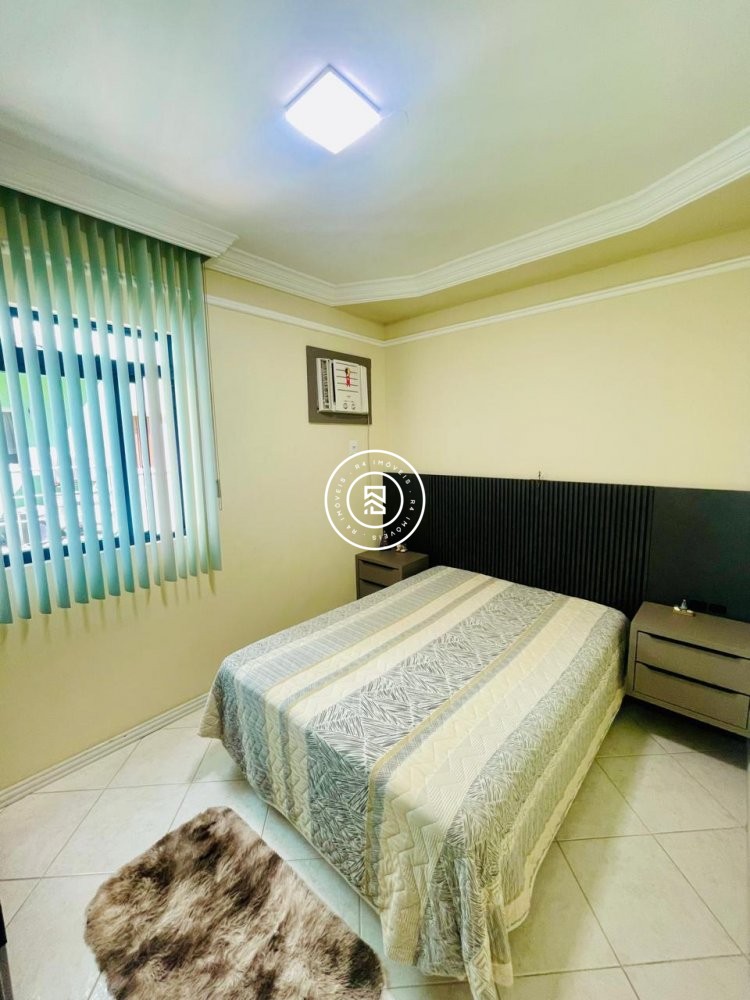 Apartamento Frente Avenida 03 Dormitorios Meia Pra