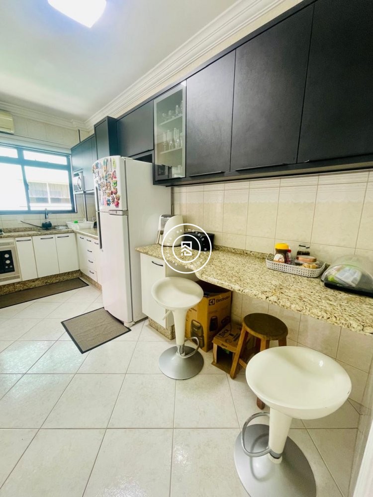 Apartamento Frente Avenida 03 Dormitorios Meia Pra