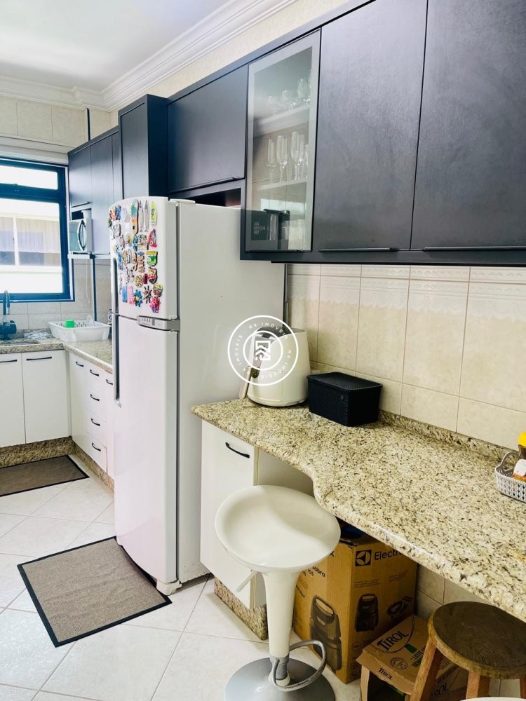 Apartamento Frente Avenida 03 Dormitorios Meia Pra