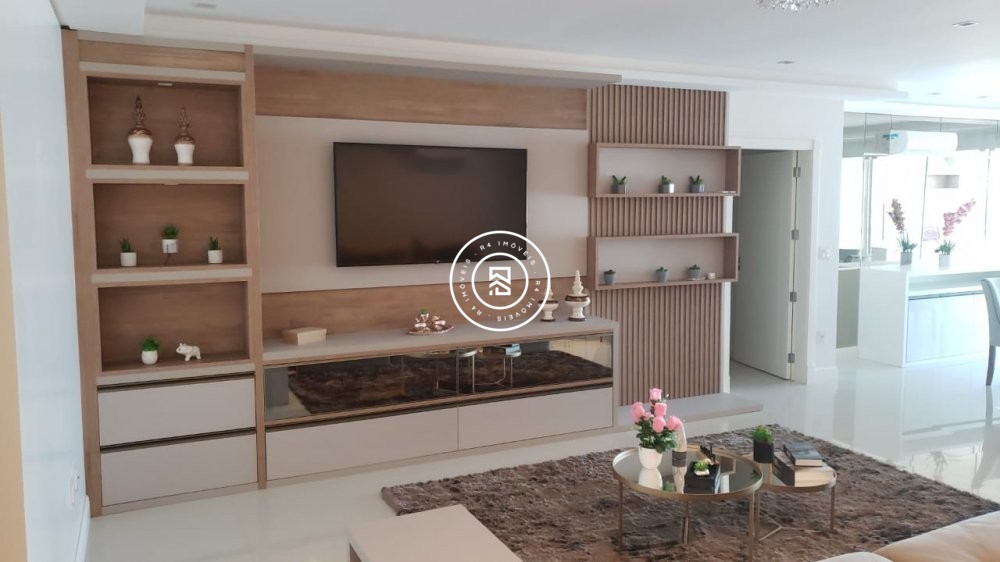 Apartamento mobiliado no Centro de Itapema