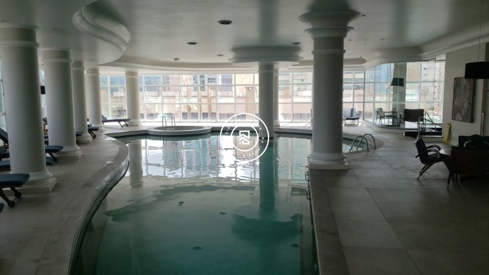 Apartamento mobiliado no Centro de Itapema