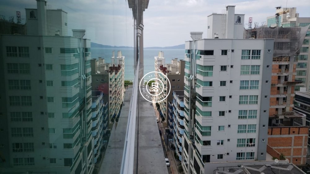 Apartamento mobiliado no Centro de Itapema