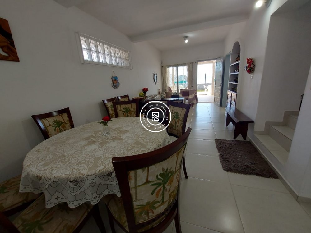 Casa Frente Mar Centro Itapema