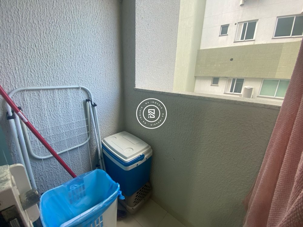 Apartamento na Meia Praia