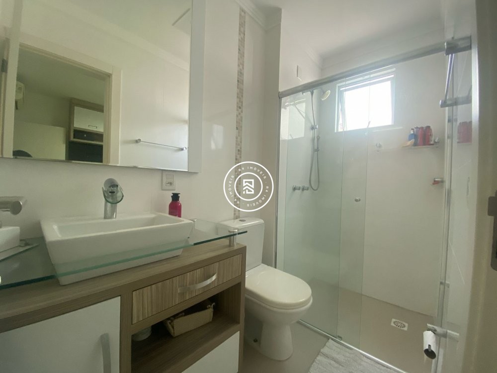 Apartamento na Meia Praia