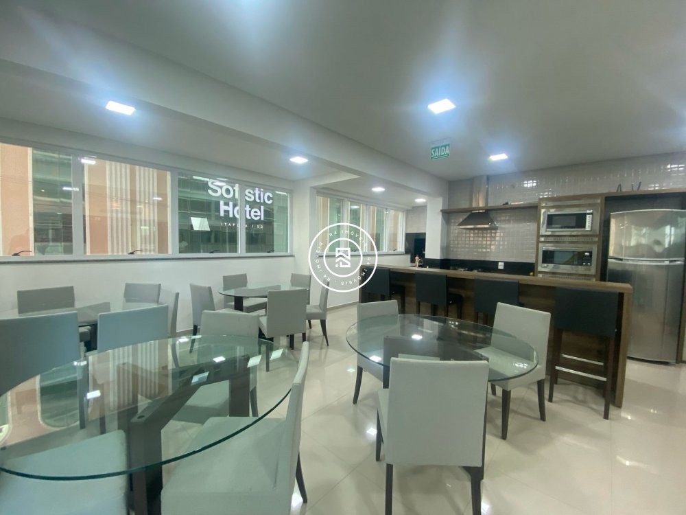 Apartamento na Meia Praia