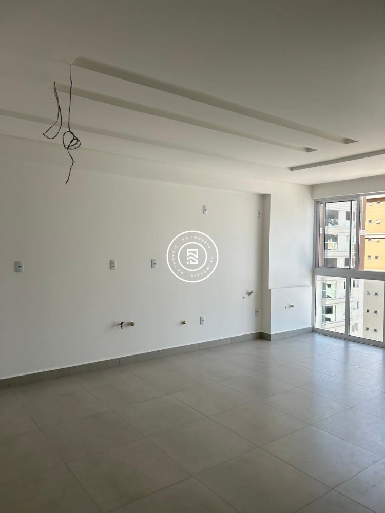 Apartamento 02 Suite e 02 vagas