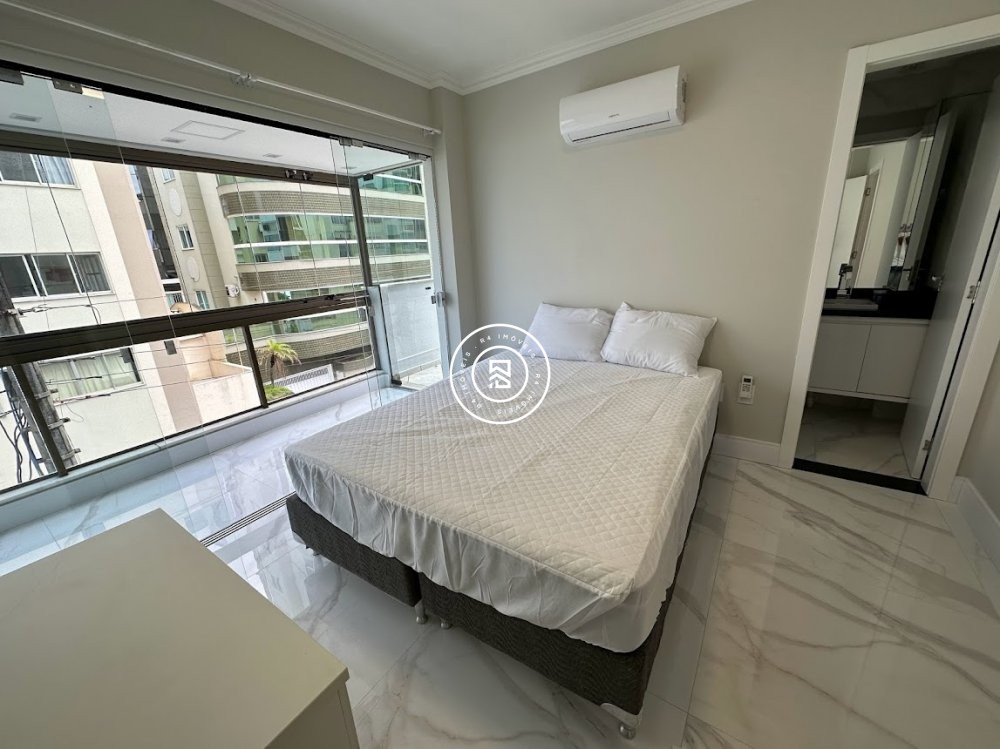 Apto Lateral Mar Meia Praia 03 Dormitrios