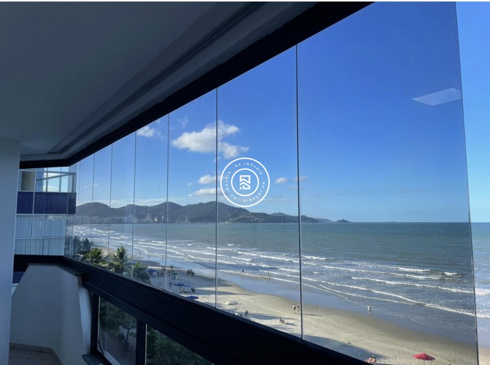 Apartamento Frente Mar 04 Dormitrios, 02 vagas Me