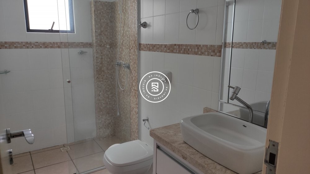 Apartamento Frente Mar 04 Dormitrios, 02 vagas Me