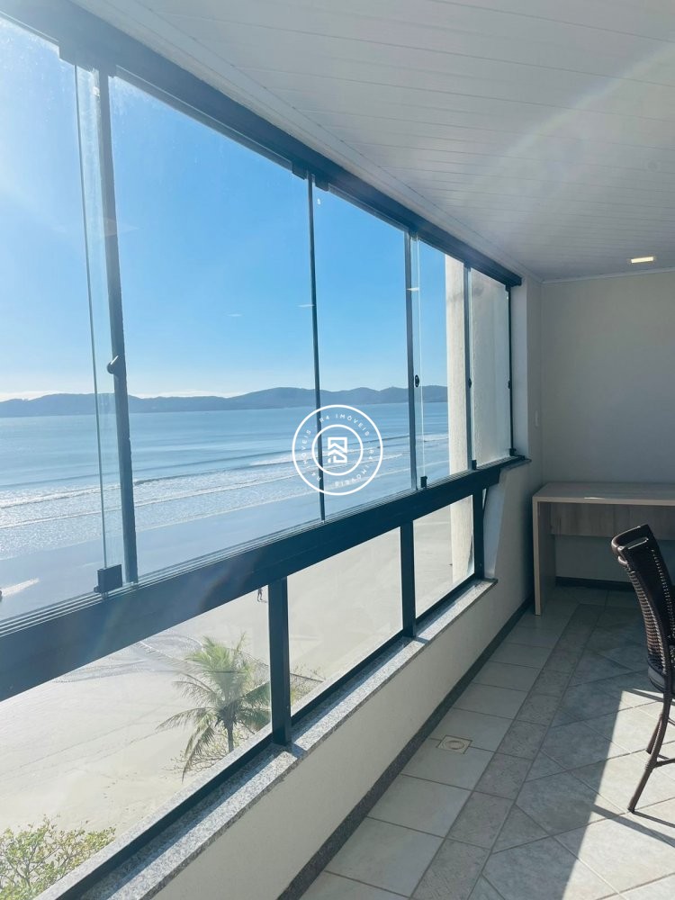 Apartamento Frente Mar 05 Dormitrios, 04 vagas
