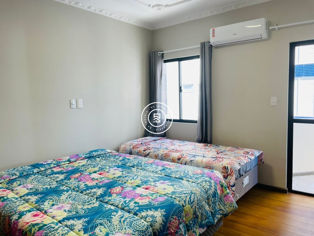 Apartamento Frente Mar 05 Dormitrios, 04 vagas