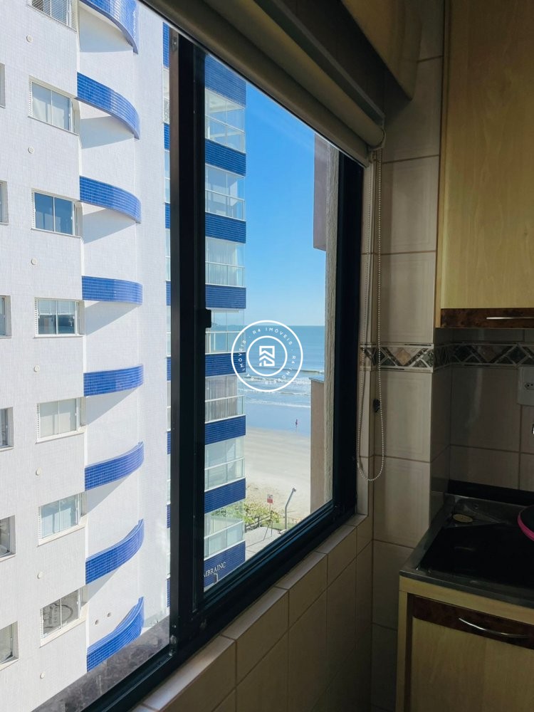 Apartamento Frente Mar 05 Dormitrios, 04 vagas