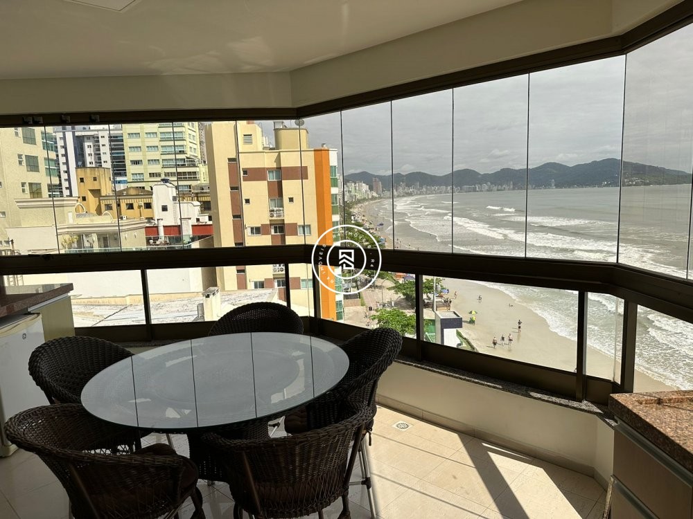 Apartamento Frente Mar 05 suites, 02 vagas