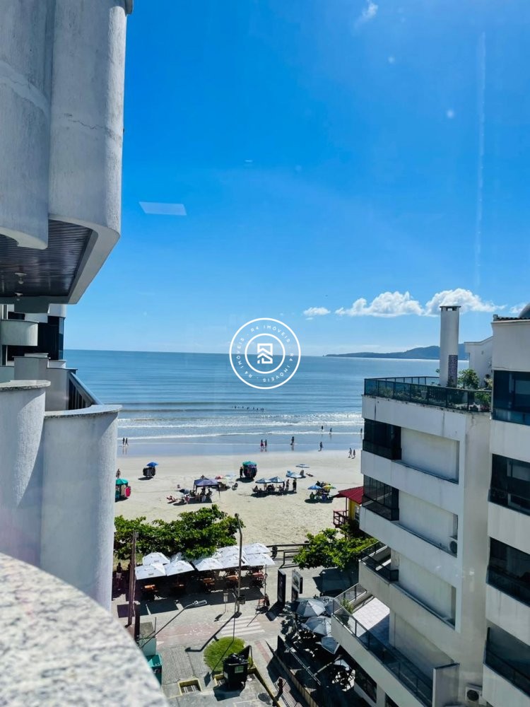 Apartamento Lateral Mar, 02 Dormitrios, Meia Prai