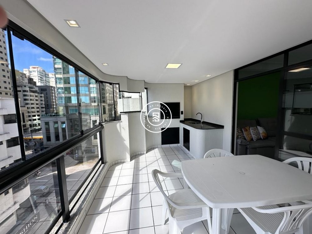 Apartamento Lateral Mar, 02 Dormitrios, Meia Prai