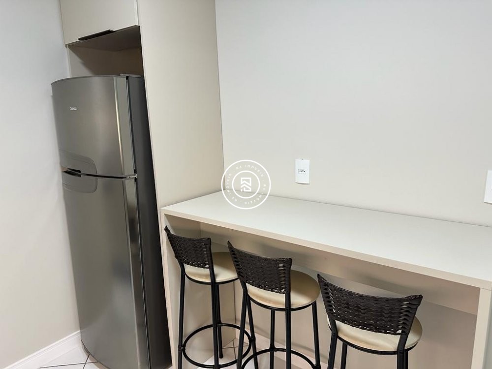 Apartamento Lateral Mar, 02 Dormitrios, Meia Prai