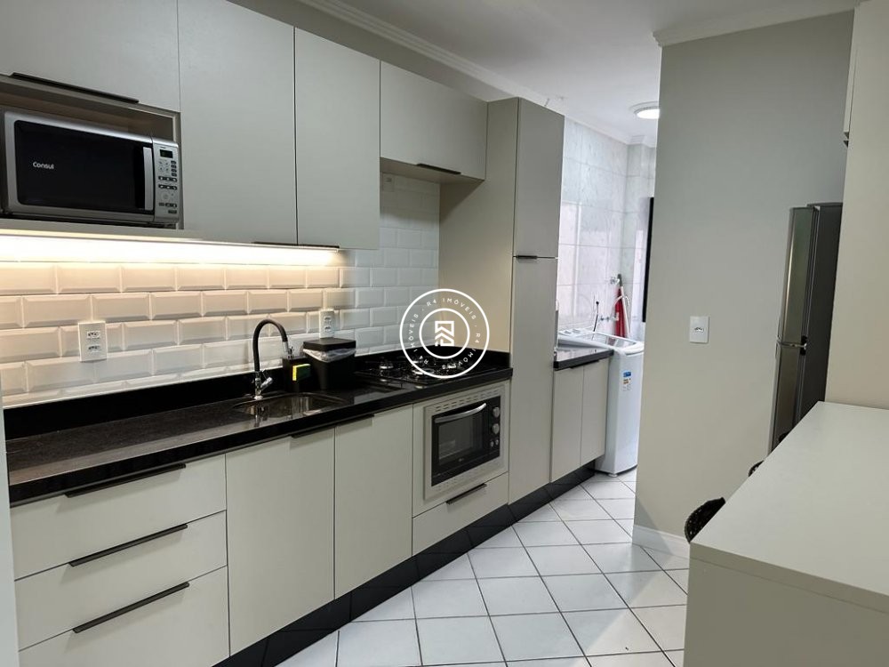 Apartamento Lateral Mar, 02 Dormitrios, Meia Prai