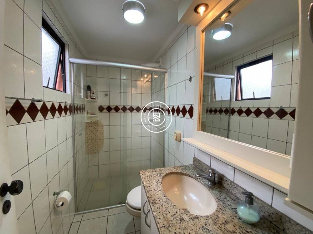 Apto Quadra mar Centro de Itapema, 02 quartos