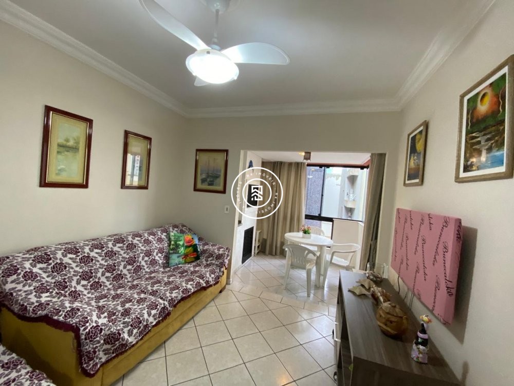 Apto Quadra mar Centro de Itapema, 02 quartos