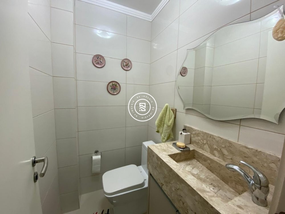 Apto Quadra Mar Centro de Itapema 3 Suites