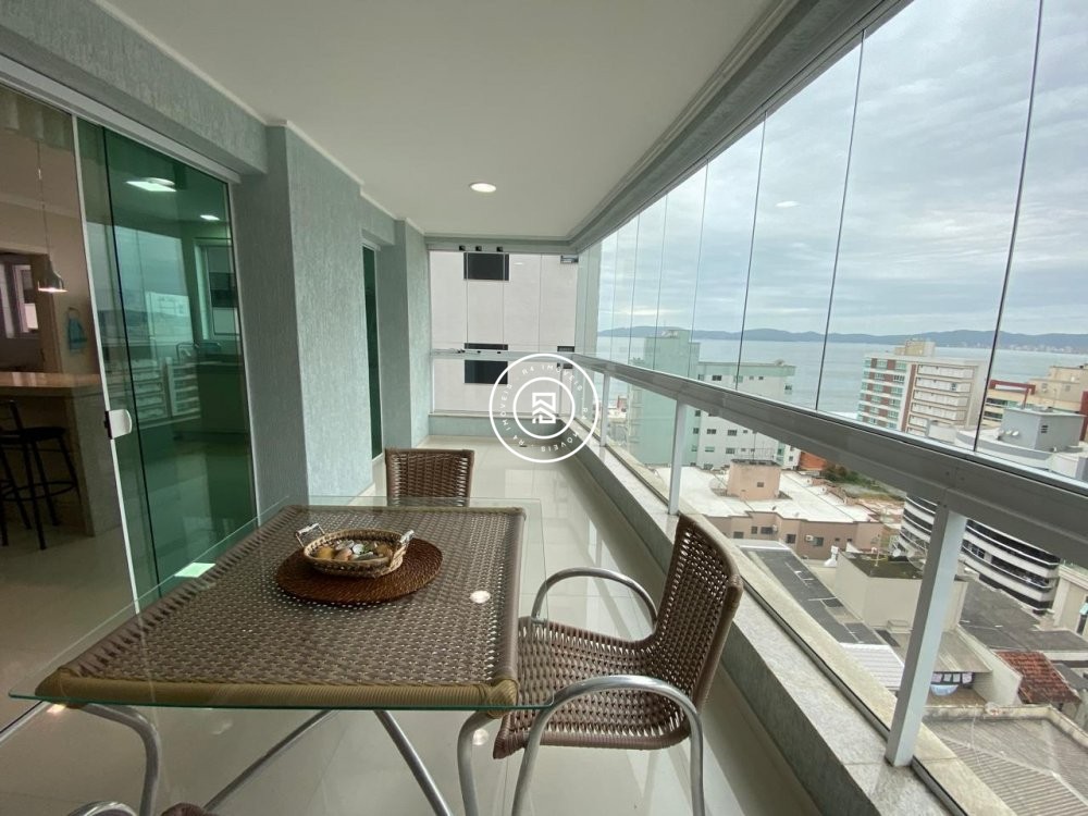 Apto Quadra Mar Centro de Itapema 3 Suites