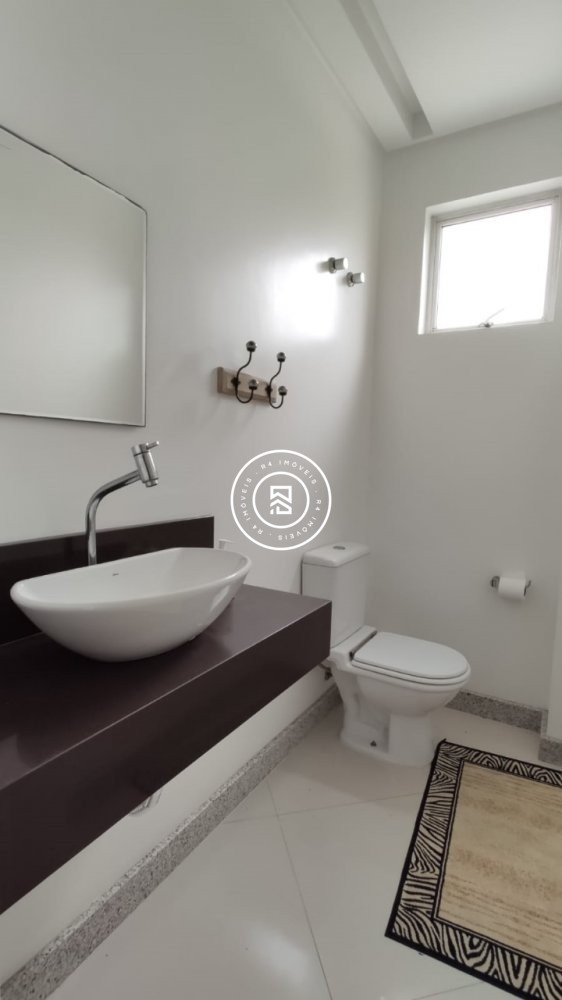 Apto Quadra mar, Centro de Itapema, 3 Suites