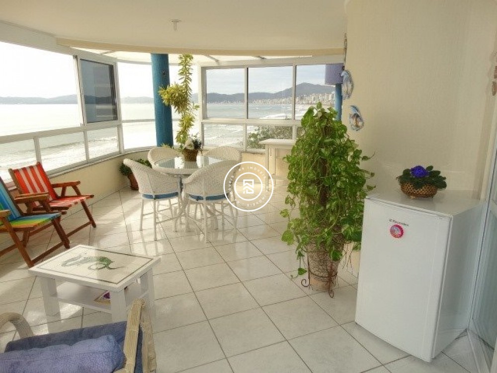 Apto Frente mar, Centro de Itapema, 04 quartos