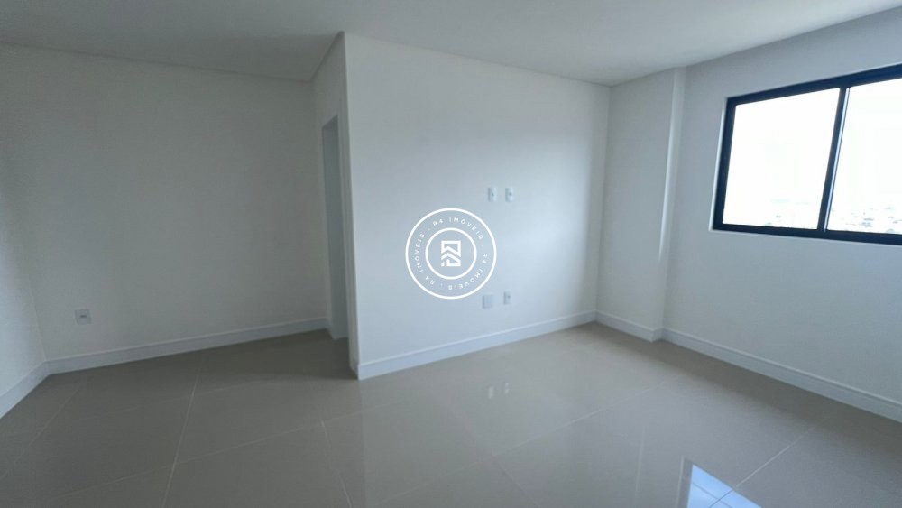 Apartamento com 3 sutes