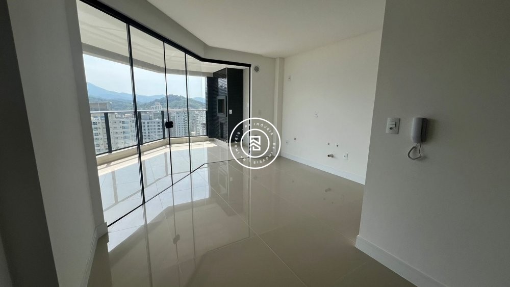 Apartamento com 3 sutes