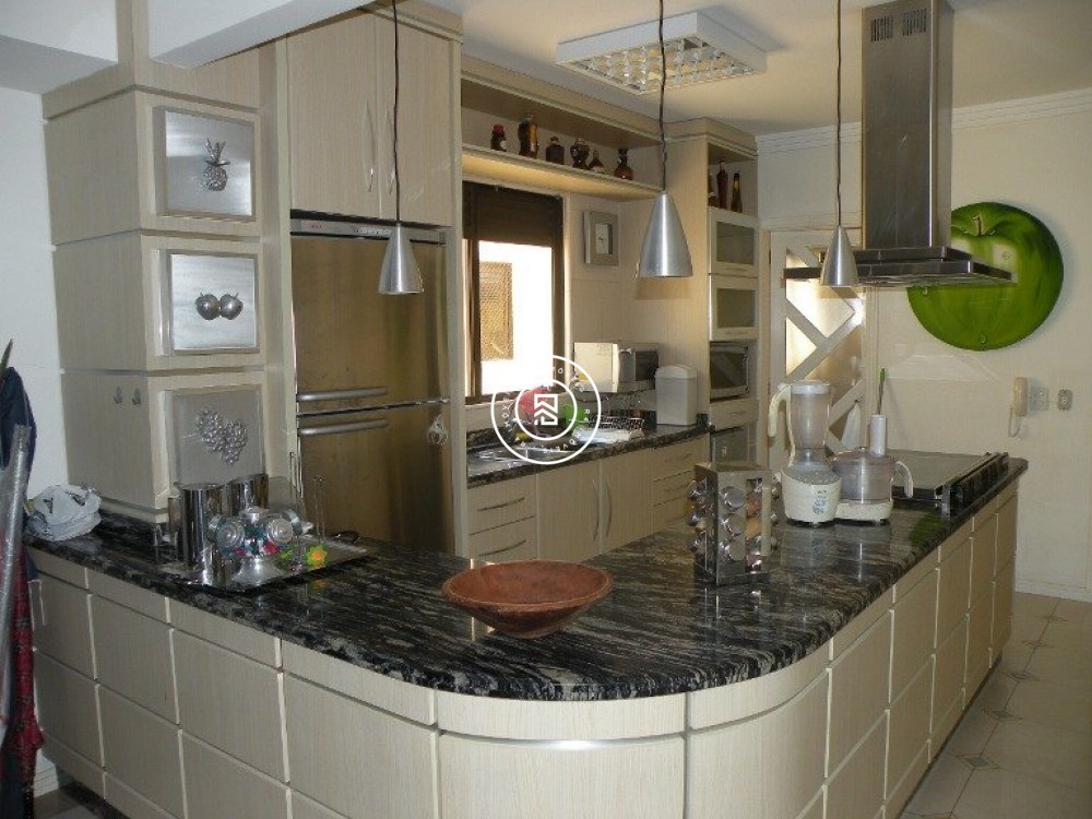 Apto Frente Mar, Centro de Itapema, 04 suites