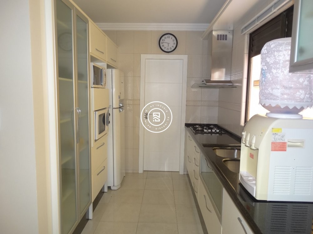 Apartamento Frente Mar, Centro de Itapema 04 Suite