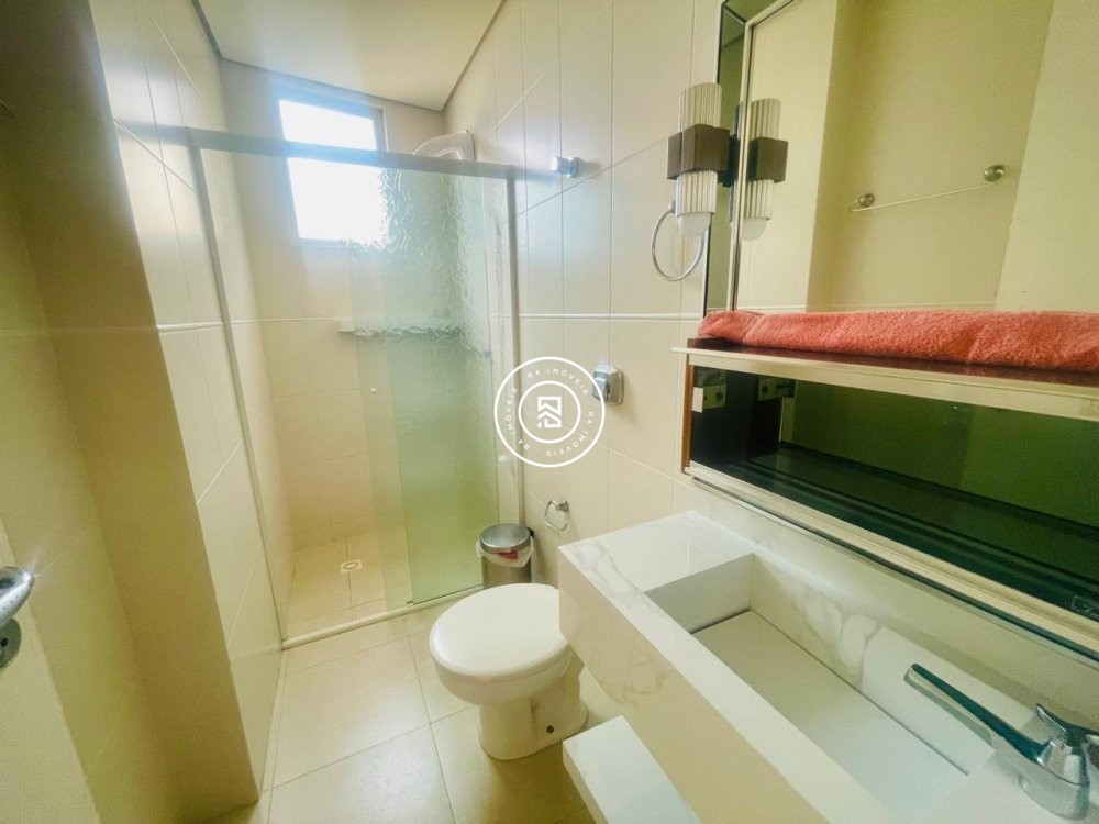 Apartamento Frente Mar 03 suites, 02 vagas, Meia P