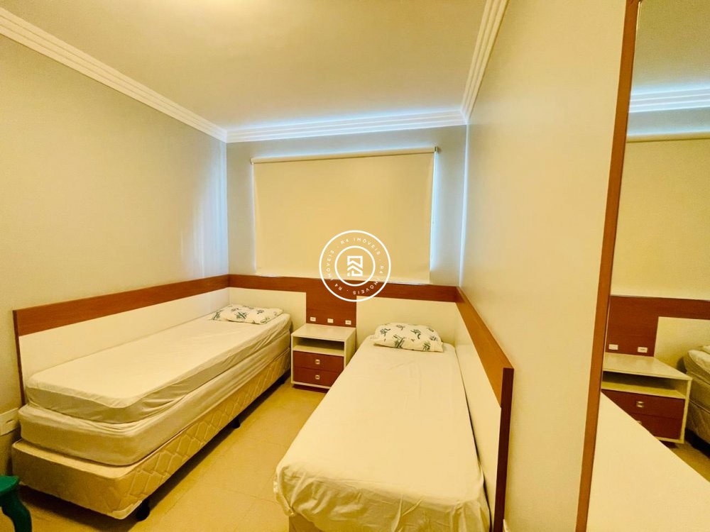 Apartamento Lateral Mar 04 quartos, Meia Praia