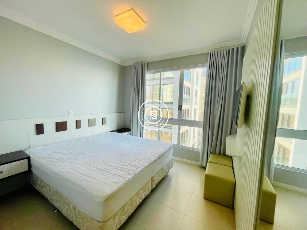 Apartamento Lateral Mar 04 quartos, Meia Praia