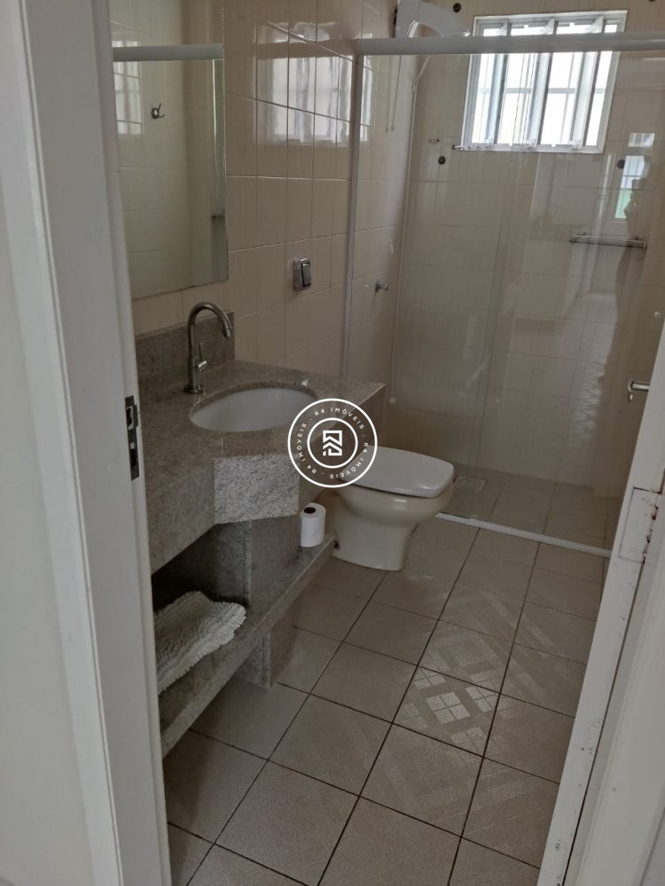 Apartamento 02 quartos no Centro de Itapema