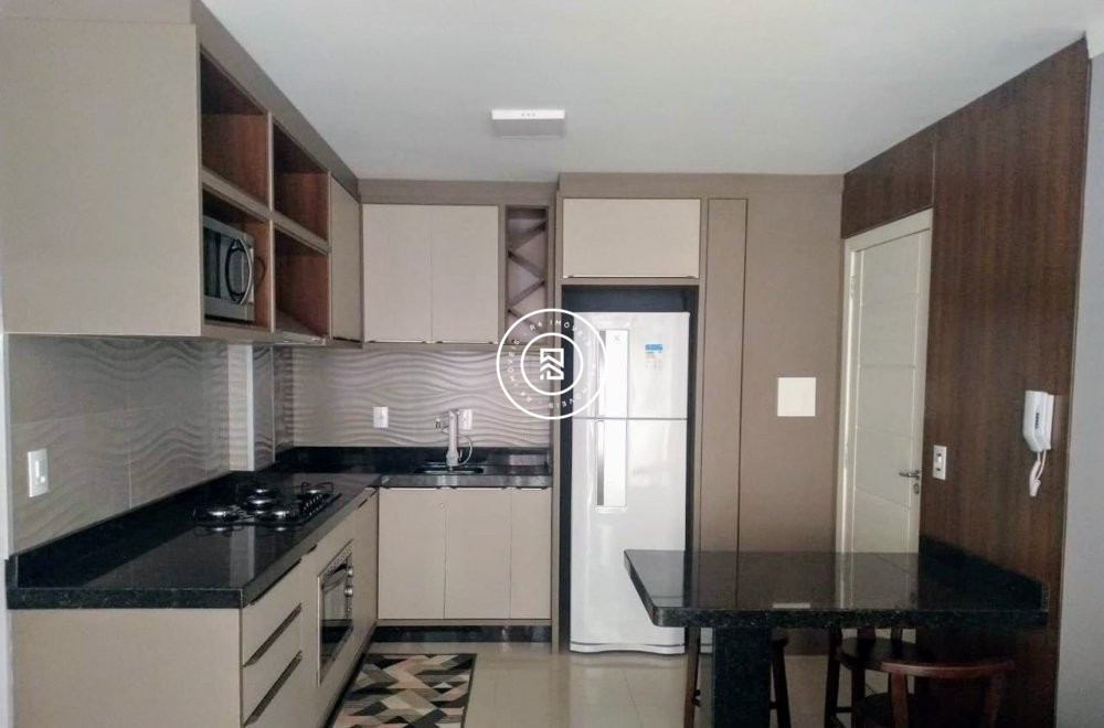 Apartamento DIferenciado Quadra mar, 02 quartos, M