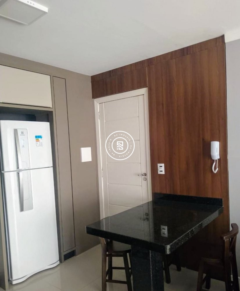 Apartamento DIferenciado Quadra mar, 02 quartos, M