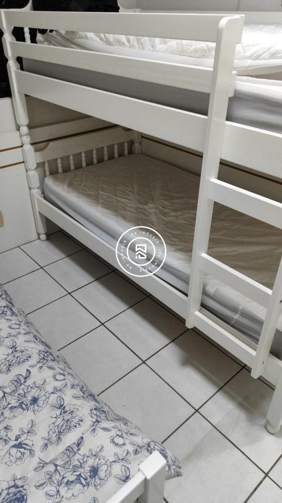 Apartamento com vista mar, 03 quartos em Meia Prai