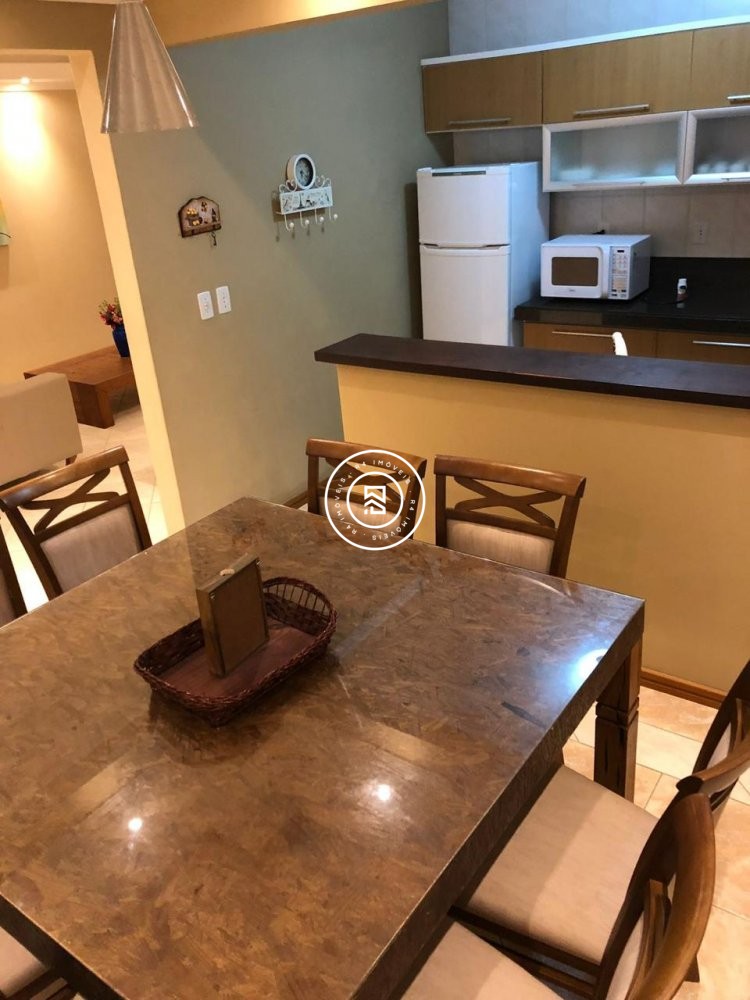 Apartamento Prox Russi Russi, 03 quartos 