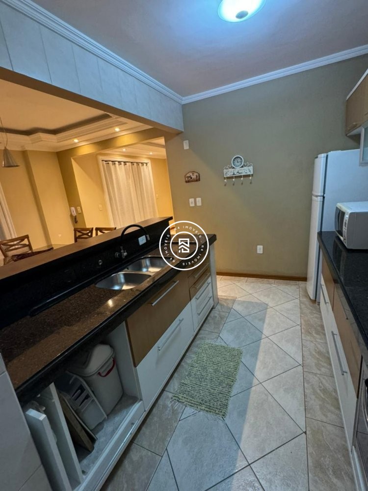 Apartamento Prox Russi Russi, 03 quartos 