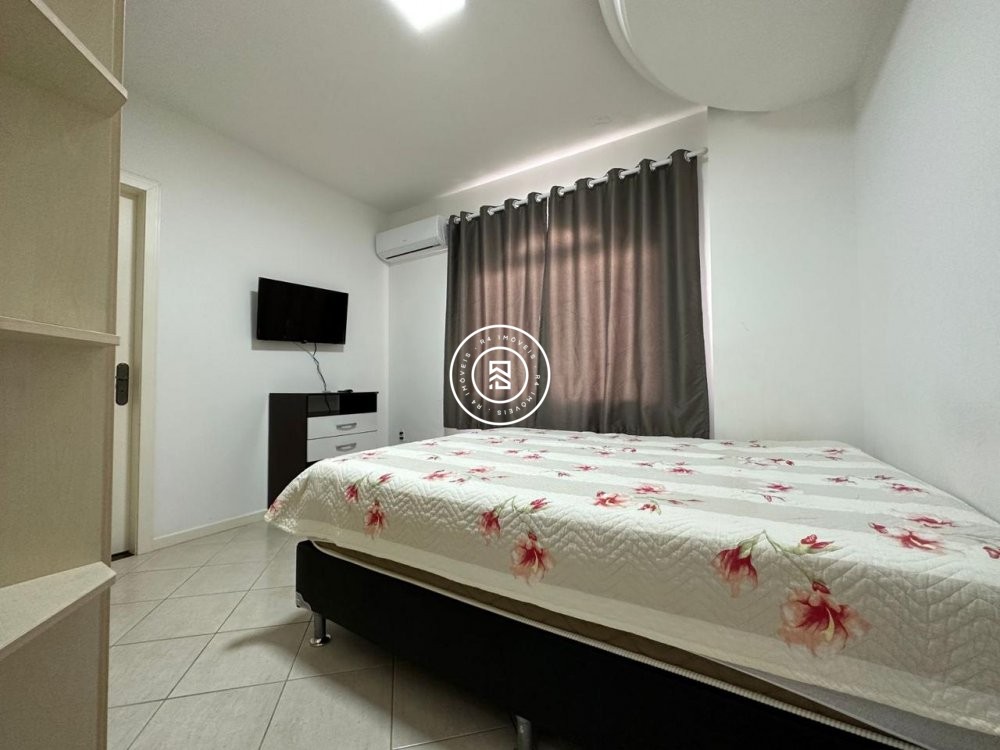 Cobertura Duplex Frente mar, 05 quartos, Meia Prai