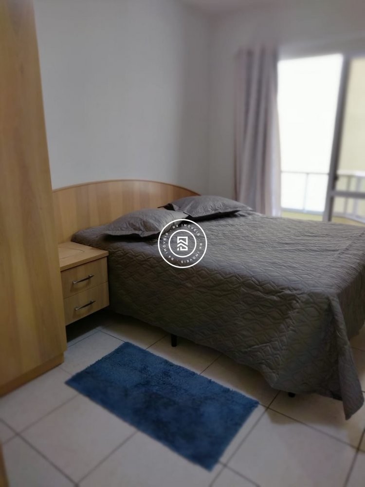 Apartamento ao lado Russi Russi, 03 quartos Meia P