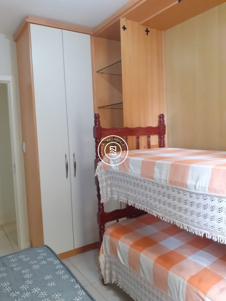 Apartamento ao lado Russi Russi, 03 quartos Meia P