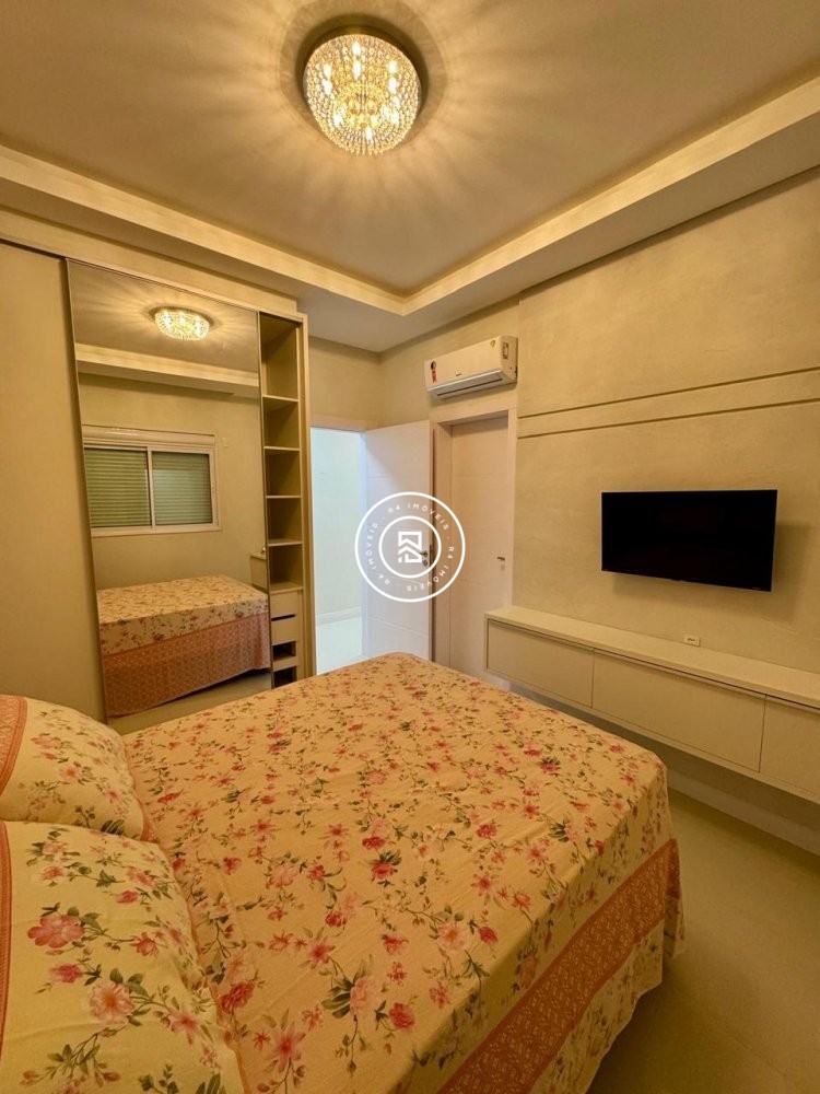 Apartamento Finamente mobiliado, 04 suites Meia Pr