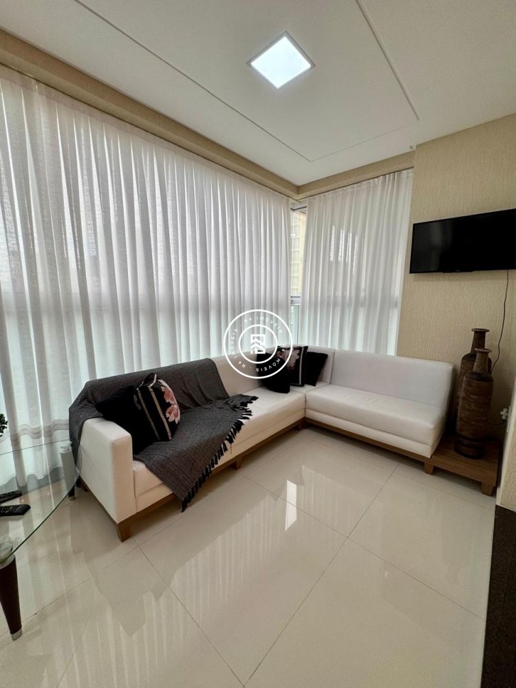 Apartamento Finamente mobiliado, 04 suites Meia Pr