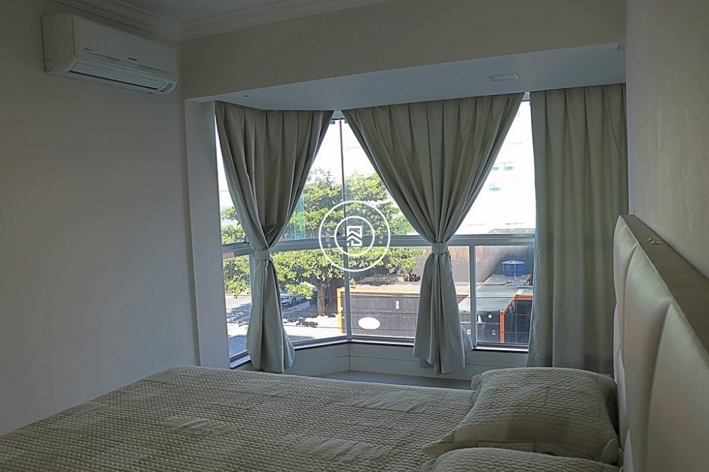 Apartamento Frente mar, 04 quartos, Centro