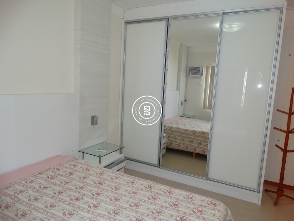 Apartamento Frente Mar, 03 suites, Centro