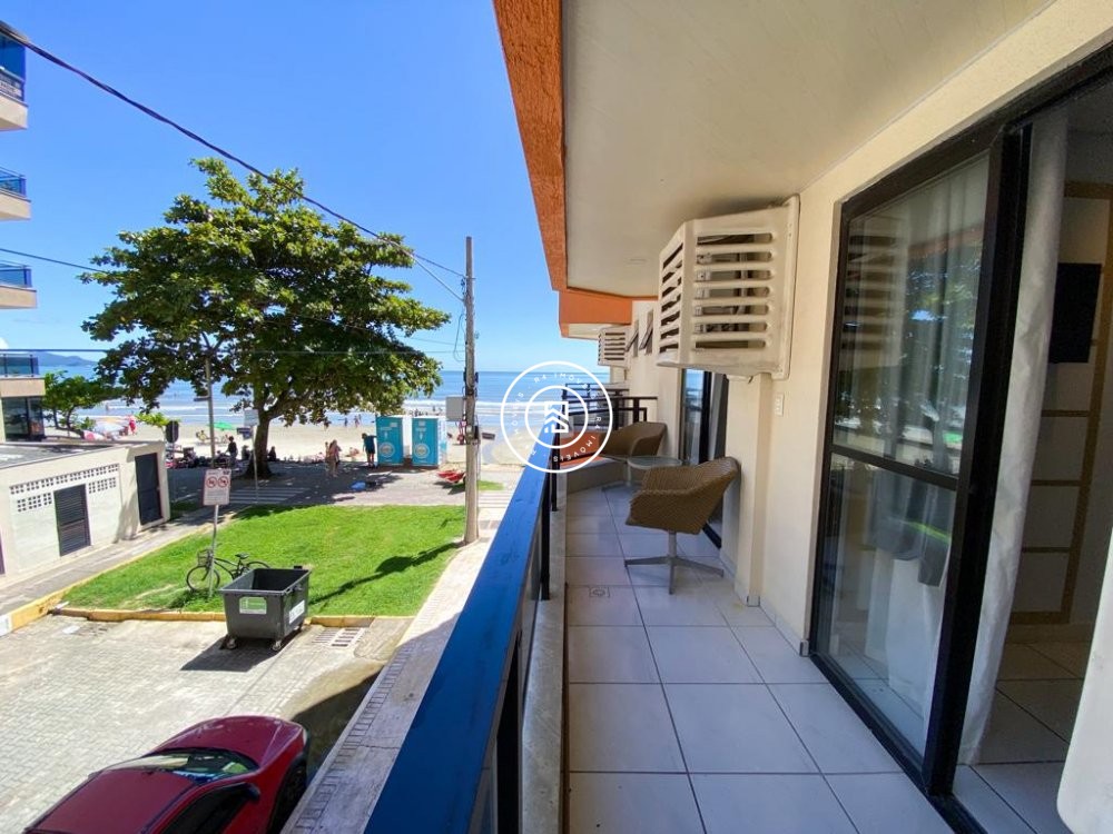 Apartamento Frente Mar, 03 quartos, 02 vagas, Meia