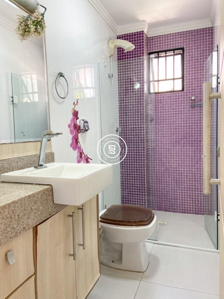 Apartamento Frente Mar, 03 quartos, 02 vagas, Meia